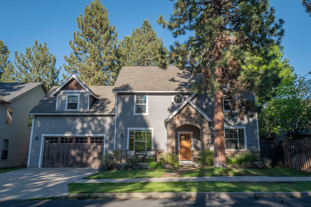 Landing Page - Redmond Oregon 61170 Hubble Street front view of home